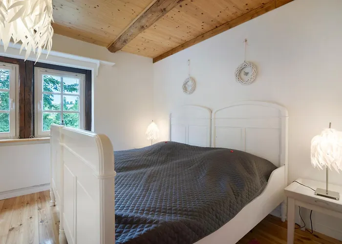 'zur Napoleonschanze' * هونشتاين